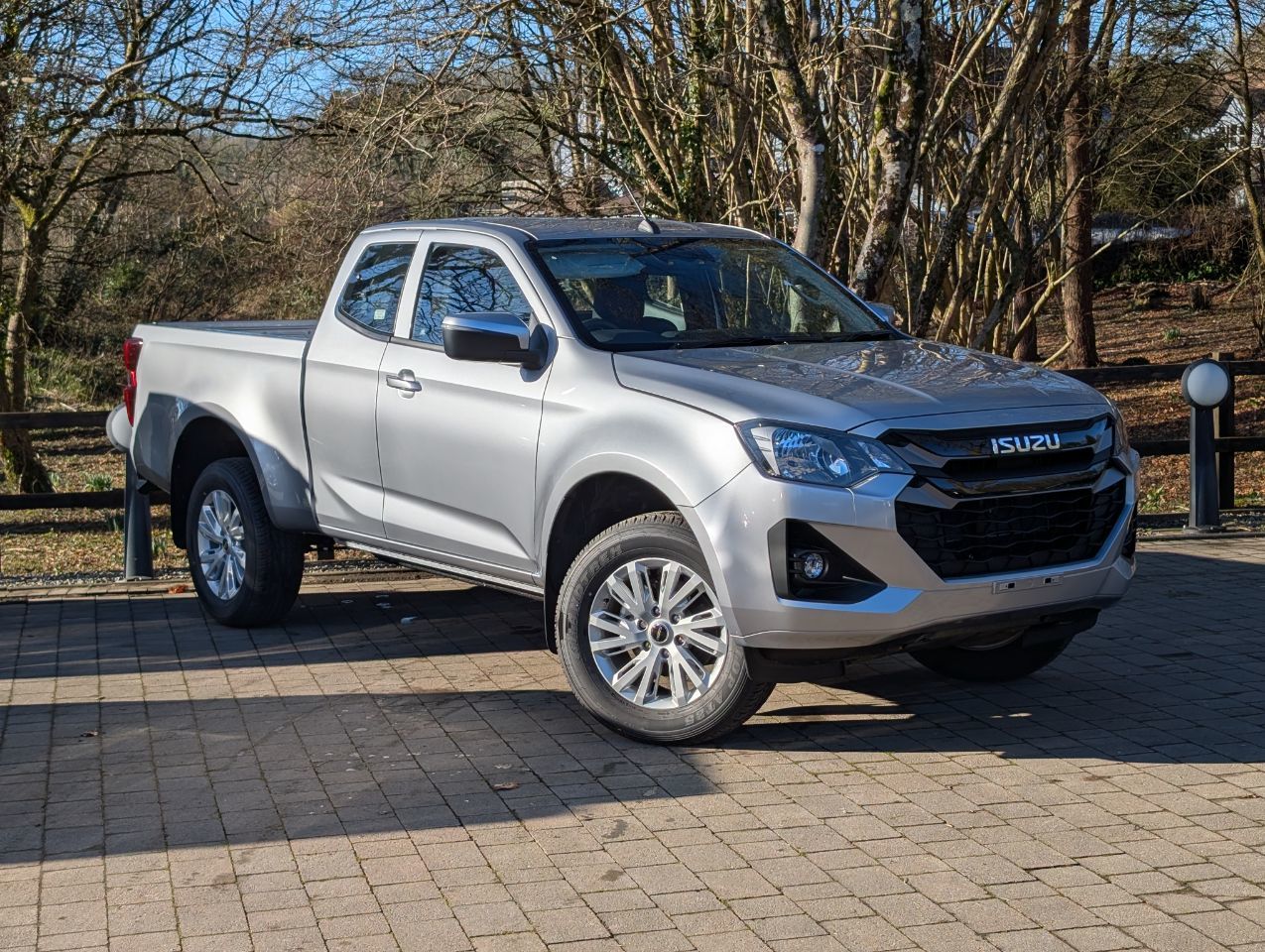 2025 Isuzu D-max