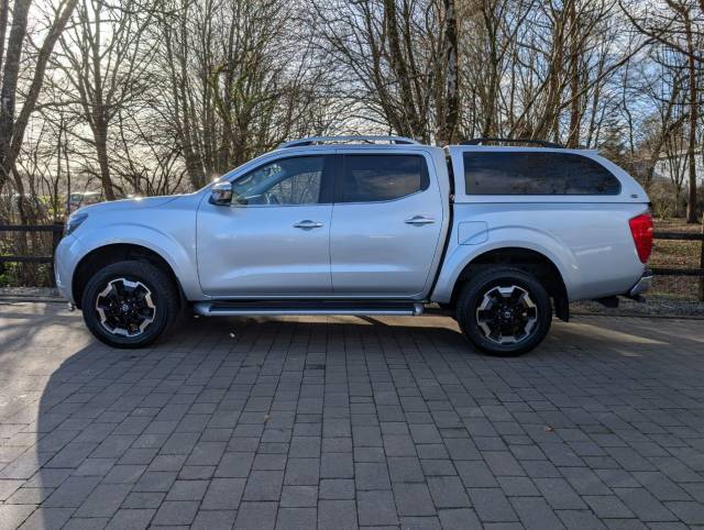 2020 Nissan Navara Double Cab Pick Up Tekna 2.3dCi 190 TT 4WD Auto